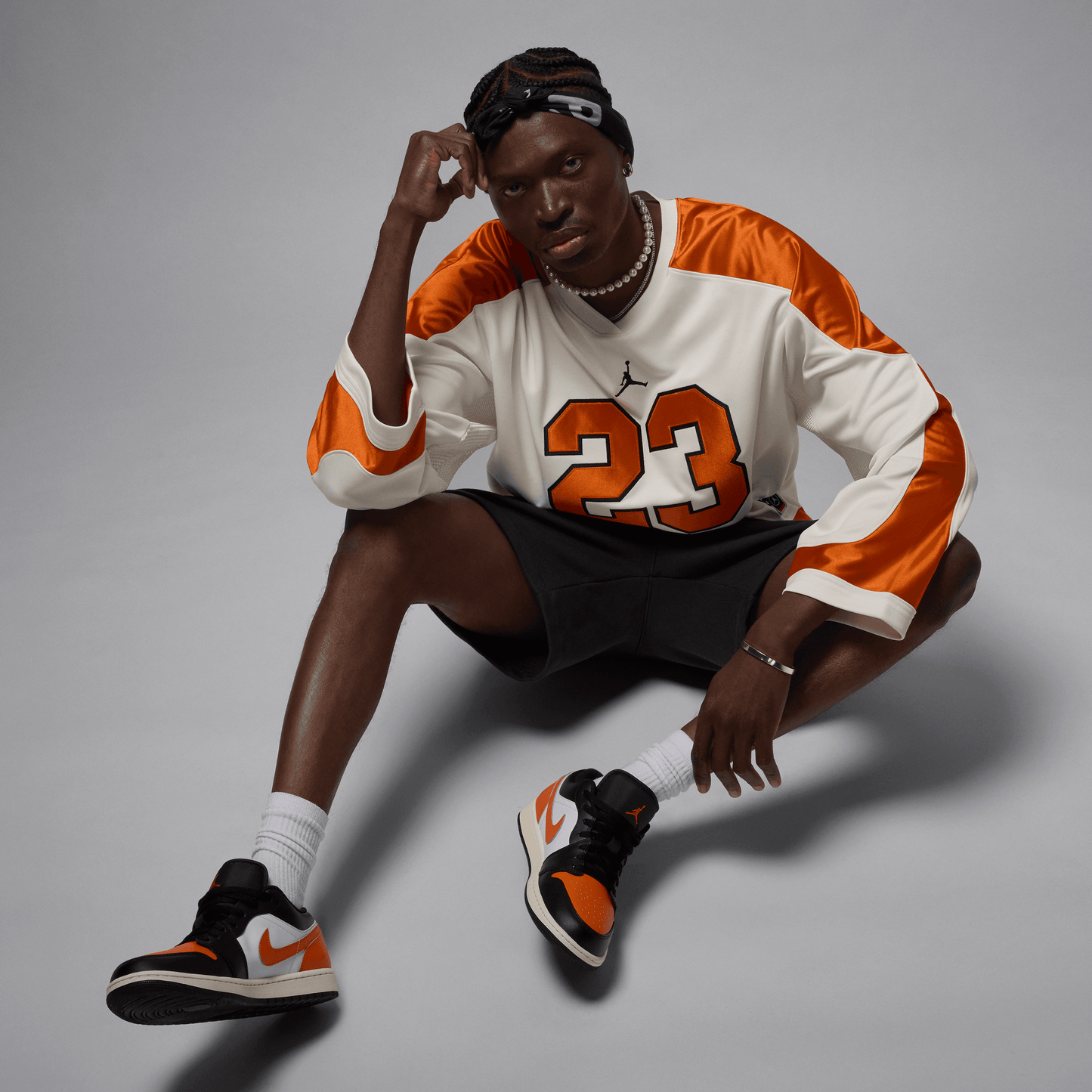 GIÀY NIKE AIR JORDAN 1 LOW - BLACK/STRFSH