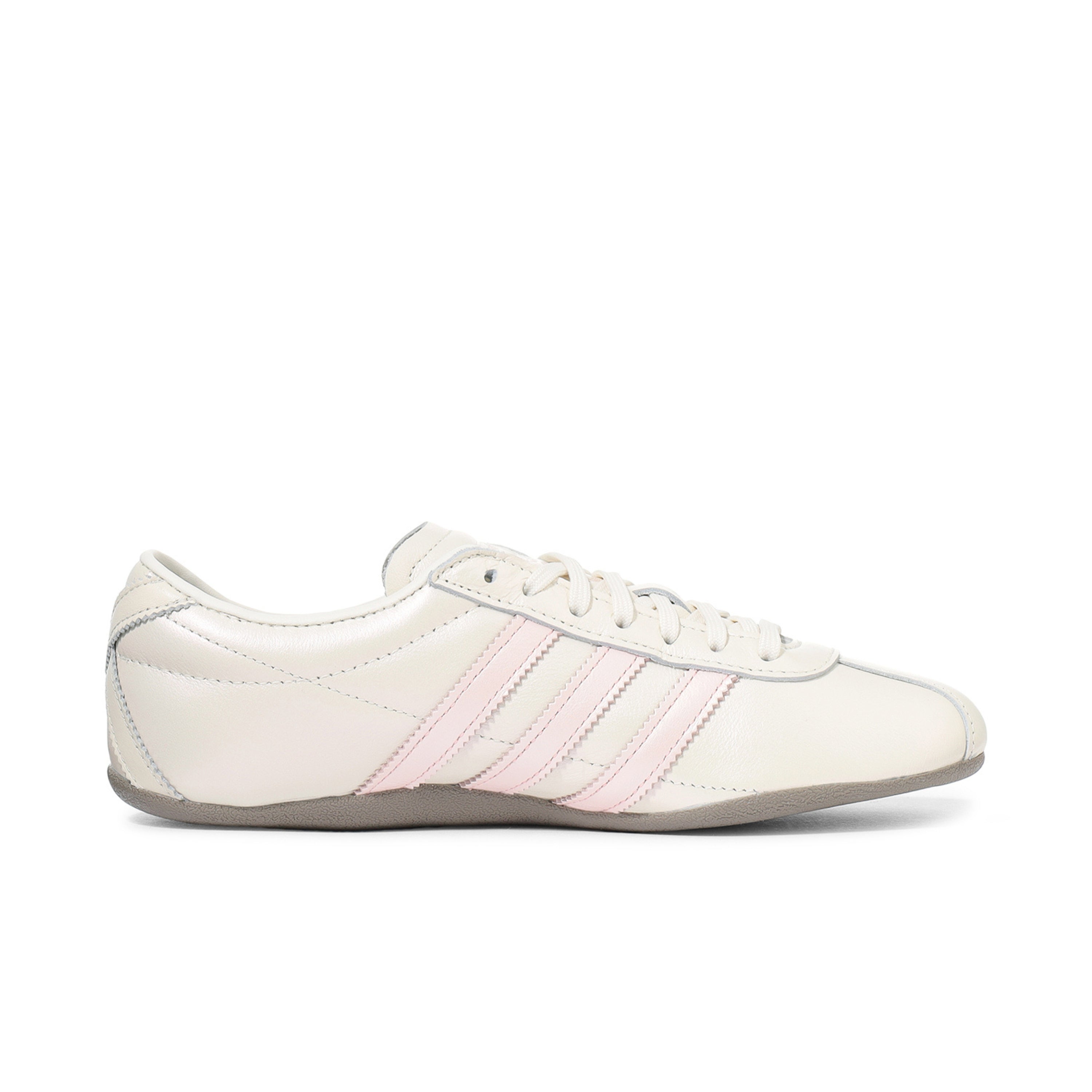 TOKYO W SHOES - FTWR WHITE/SANDY PINK – ABC-MART Việt Nam