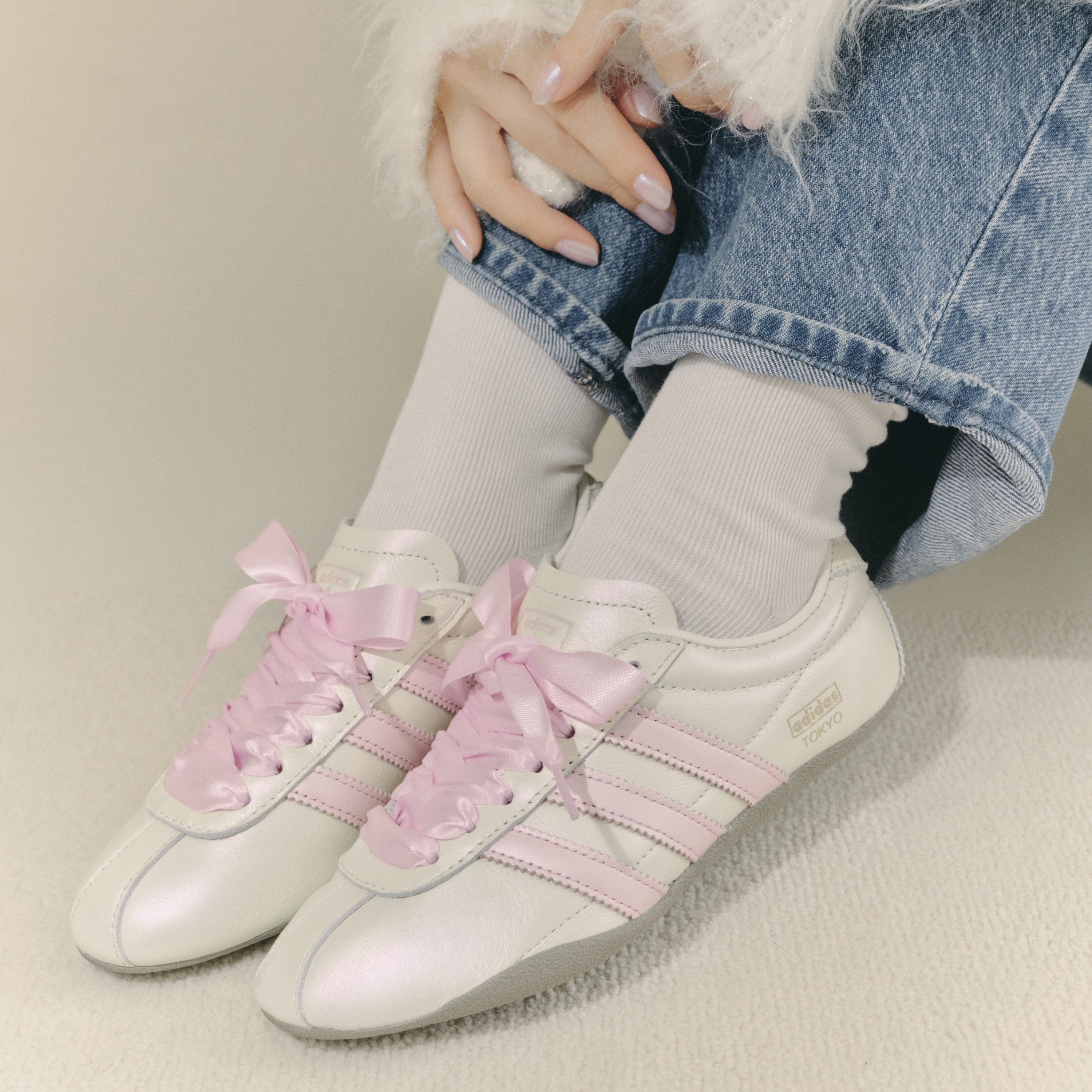 TOKYO W SHOES - FTWR WHITE/SANDY PINK – ABC-MART Việt Nam