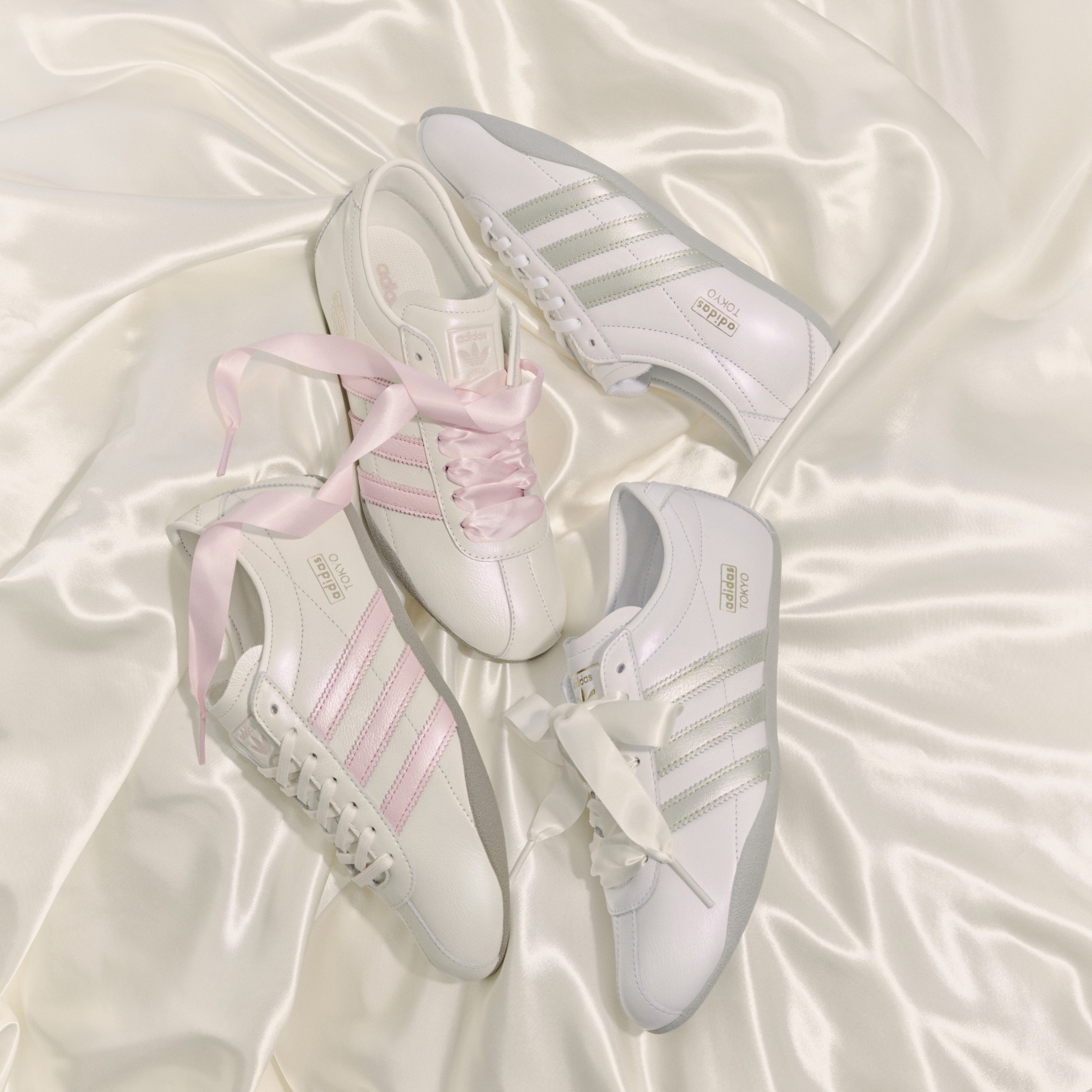 TOKYO W SHOES - FTWR WHITE/GOLD METAL – ABC-MART Việt Nam