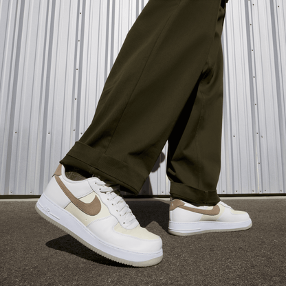 GIÀY AIR FORCE 1 '07 LV8 - SAIL/KHAKI-COCONUT MILK-WHITE