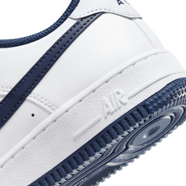 AIR FORCE 1 (GS) SHOES - WHITE/MNNAVY