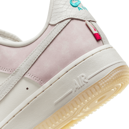 GIÀY WMNS AIR FORCE 1 '07 LX - SAIL/SAIL-SAIL-PLATINUM VIOLET