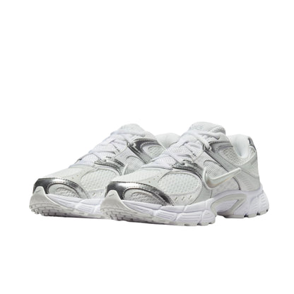 GIÀY NIKE W NIKE V5 RNR - WHITE/METALLIC SILVER-MTLC PLATINUM