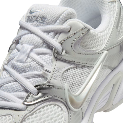 GIÀY NIKE W NIKE V5 RNR - WHITE/METALLIC SILVER-MTLC PLATINUM