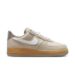 WMNS AIR FORCE 1 '07 SHOES - LTKAKI/WHITE