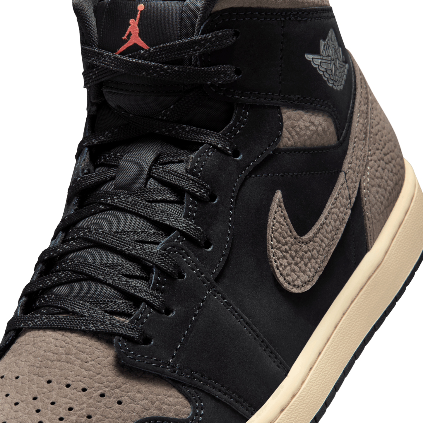 GIÀY AIR JORDAN 1 MID SE - BLACK/OLVGRY