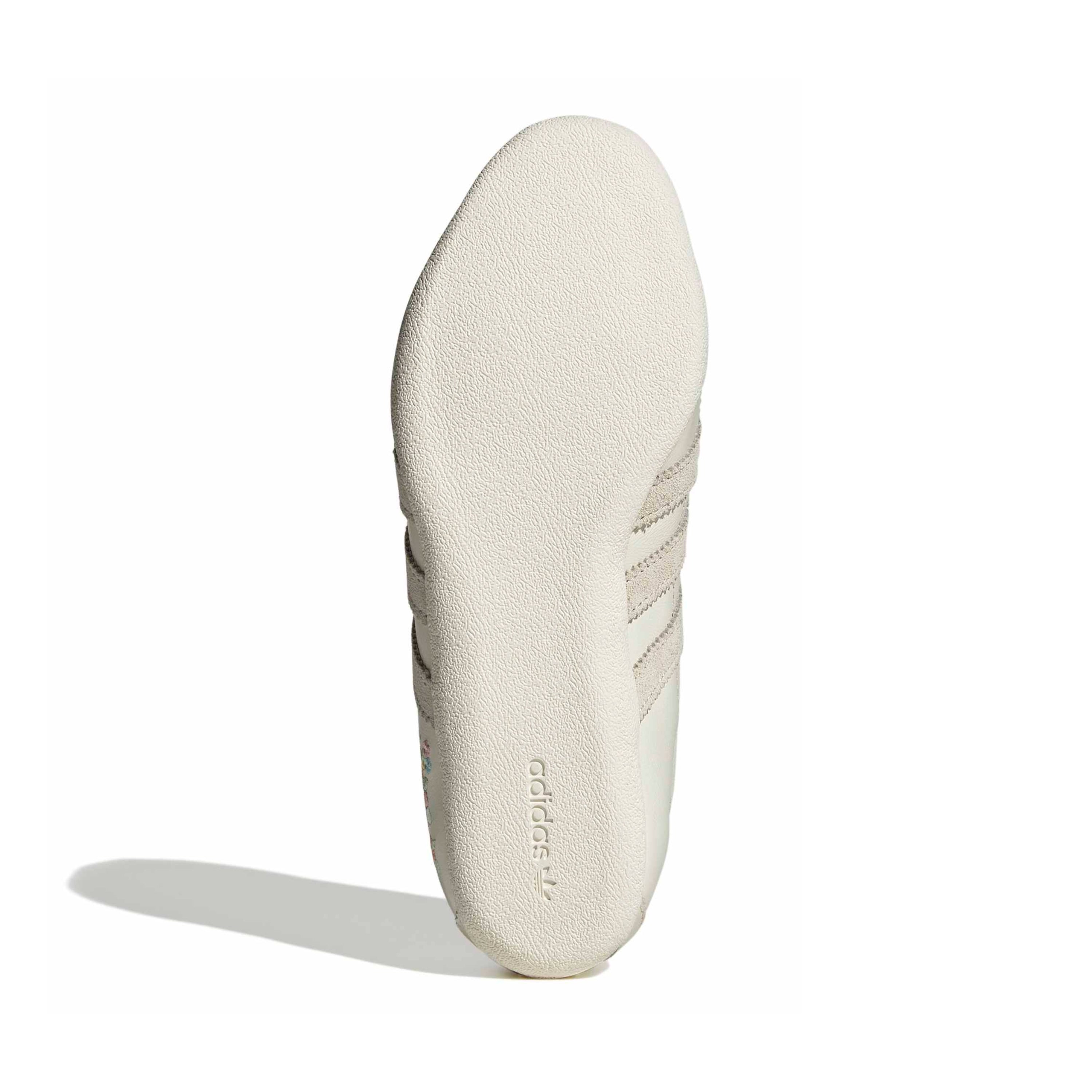 TOKYO W LIBERTY SHOES - OFF WHITE – ABC-MART Việt Nam