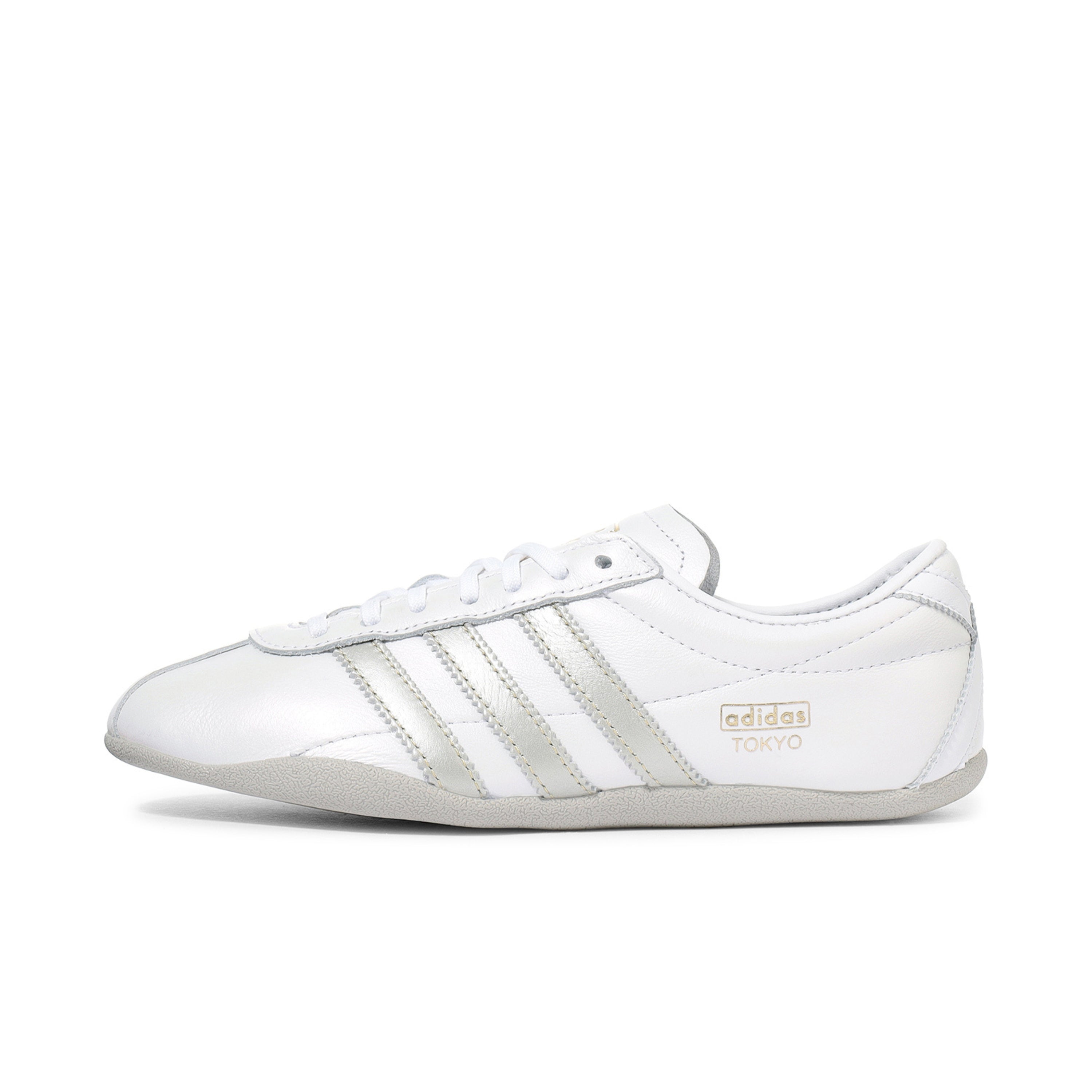 TOKYO W SHOES - FTWR WHITE/GOLD METAL – ABC-MART Việt Nam